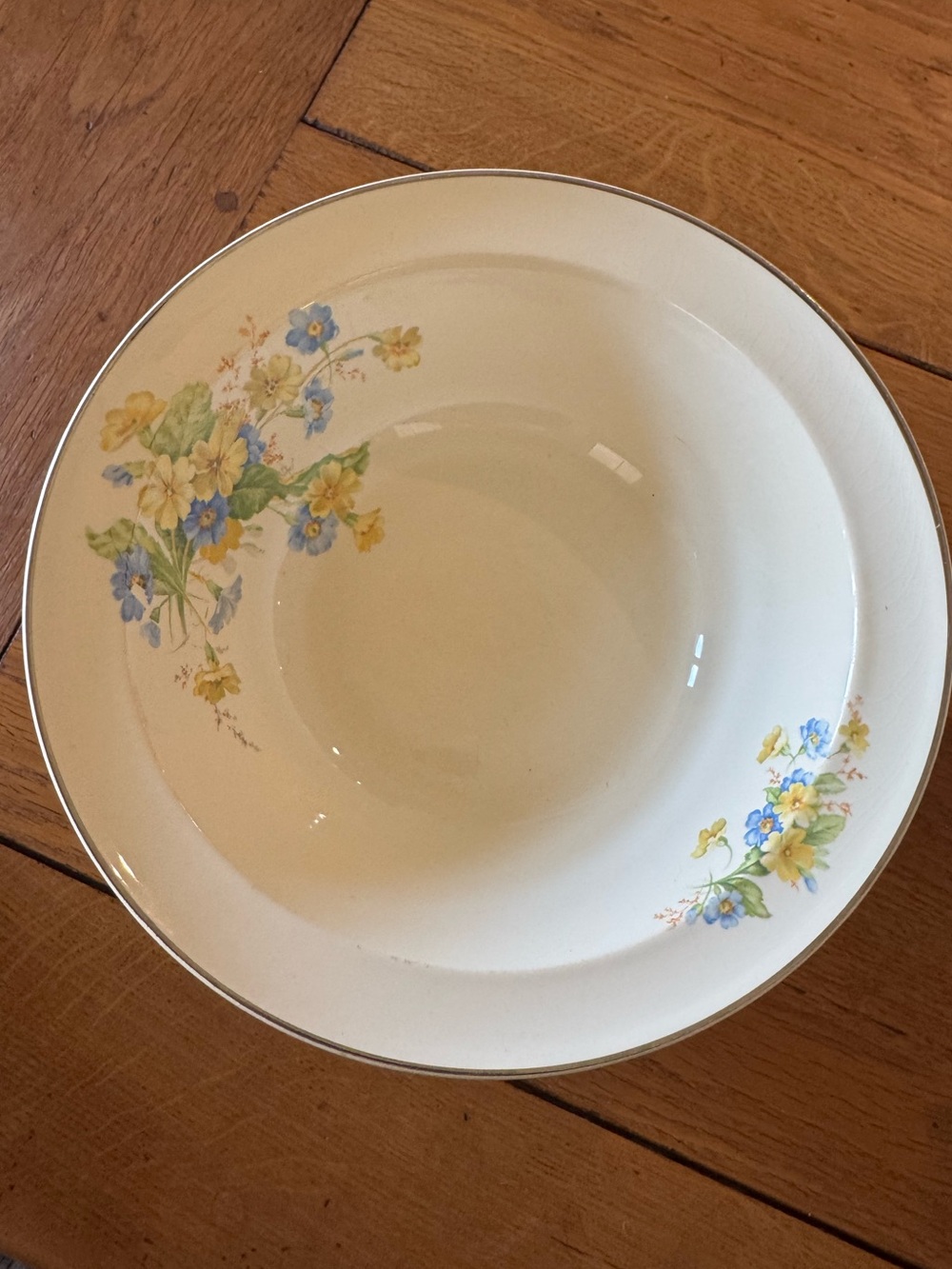 Vintage Taylor, Smith & Taylor (TS&T) serving bowl